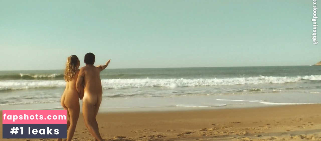 Júlia Rabello gallery photo #3