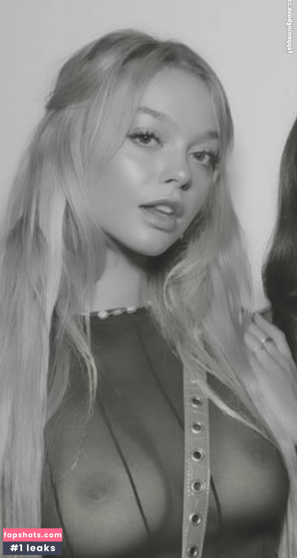 Julia Rilynn Greenhalgh gallery photo #4