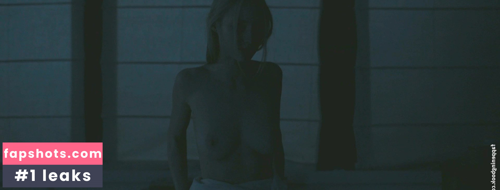 Julia Roy gallery photo #2