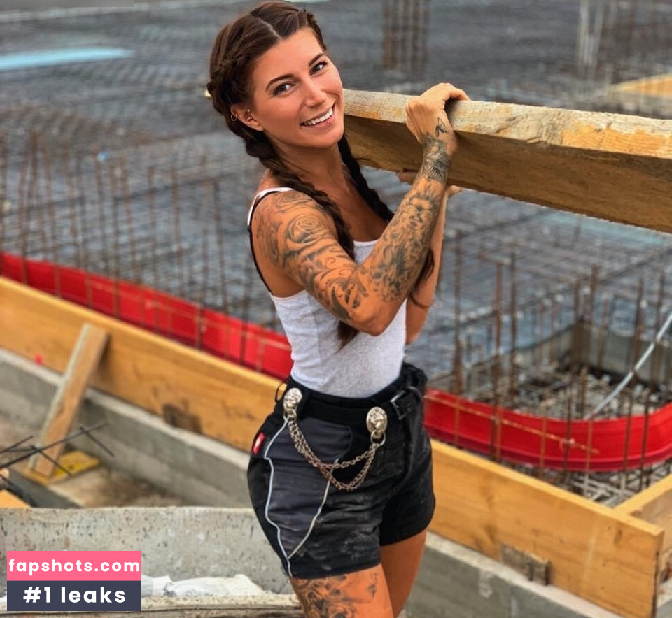 Julia Schäfer Nude Leaks OnlyFans Photos #16 - LeakJerk