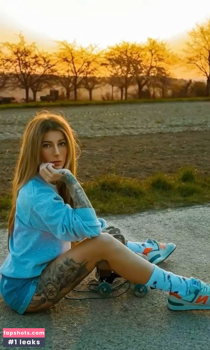 Julia Schäfer Nude Leaks OnlyFans Photos #20 - LeakJerk