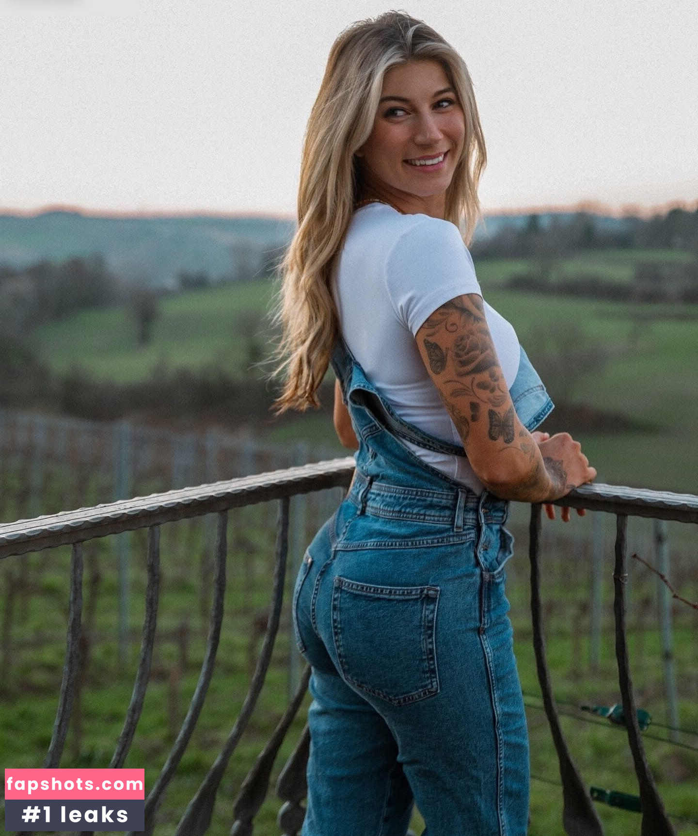 Julia Schäfer Nude Leaks OnlyFans Photos #10 - LeakJerk