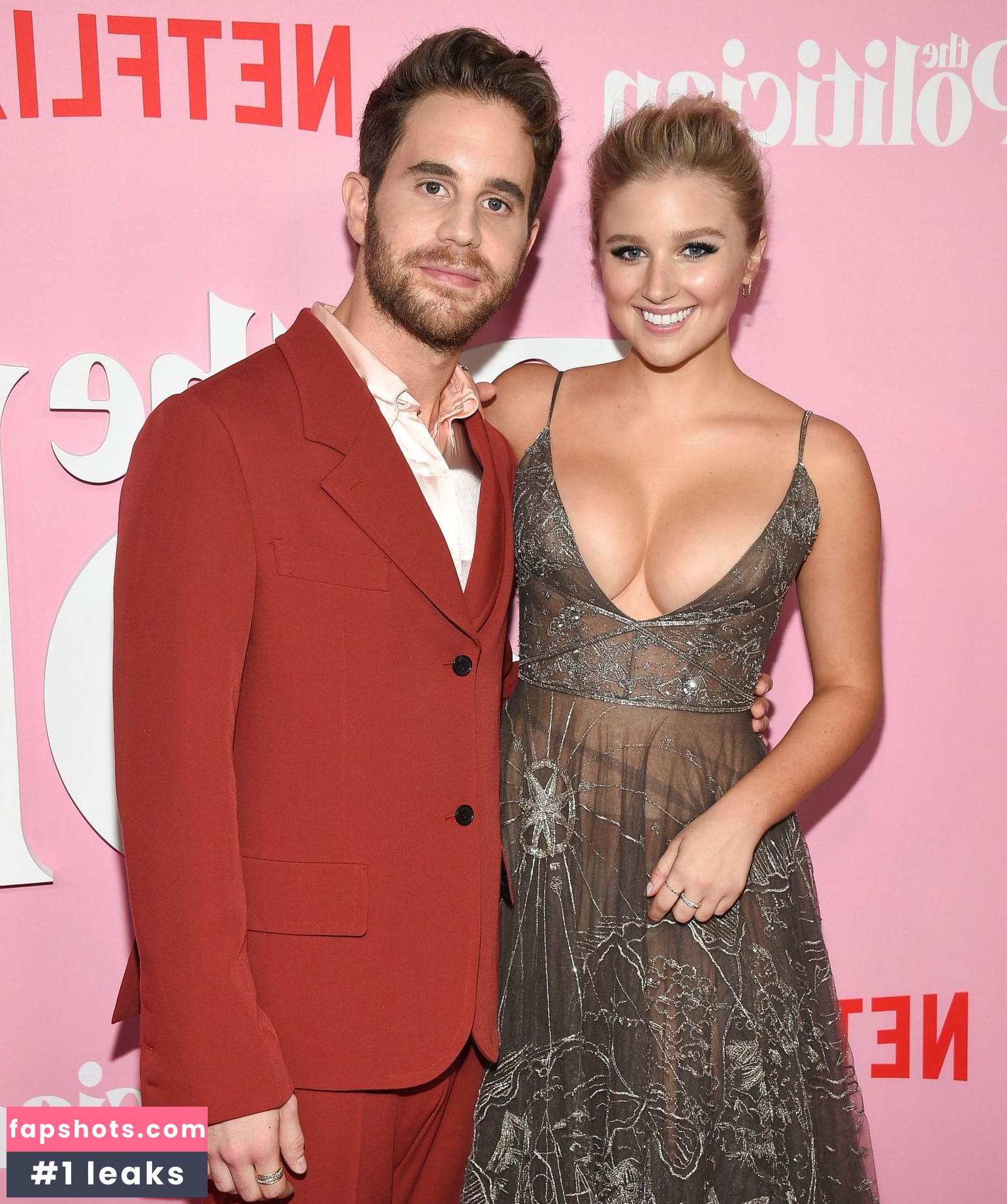 Julia Schlaepfer Nahé úniky fotek pouze od fanoušků #54 - Fapshots