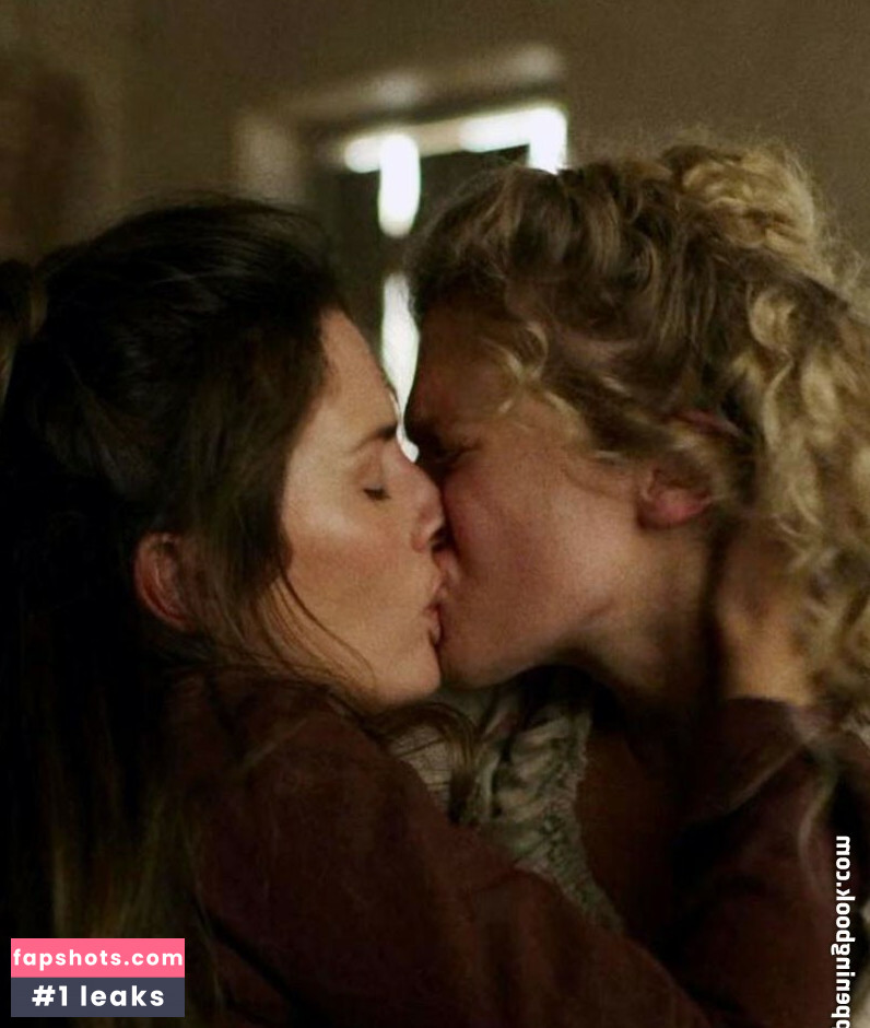 Julia Schlaepfer Nahé úniky fotek pouze od fanoušků #8 - Fapshots