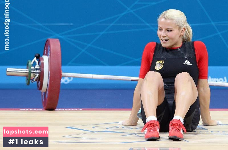 Julia Schwarzbach gallery photo #8