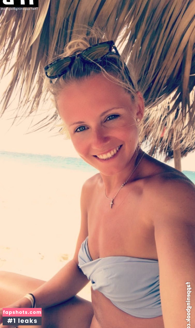 Julia Simic Nude Leaks OnlyFans Photos #19 - LeakJerk