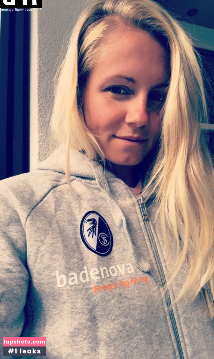 Julia Simic Nude Leaks OnlyFans Photos #24 - LeakJerk