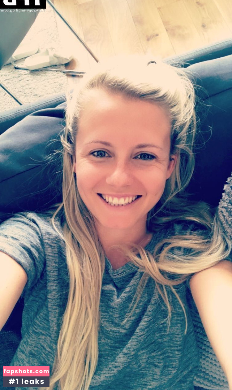 Julia Simic Nude Leaks OnlyFans Photos #34 - LeakJerk