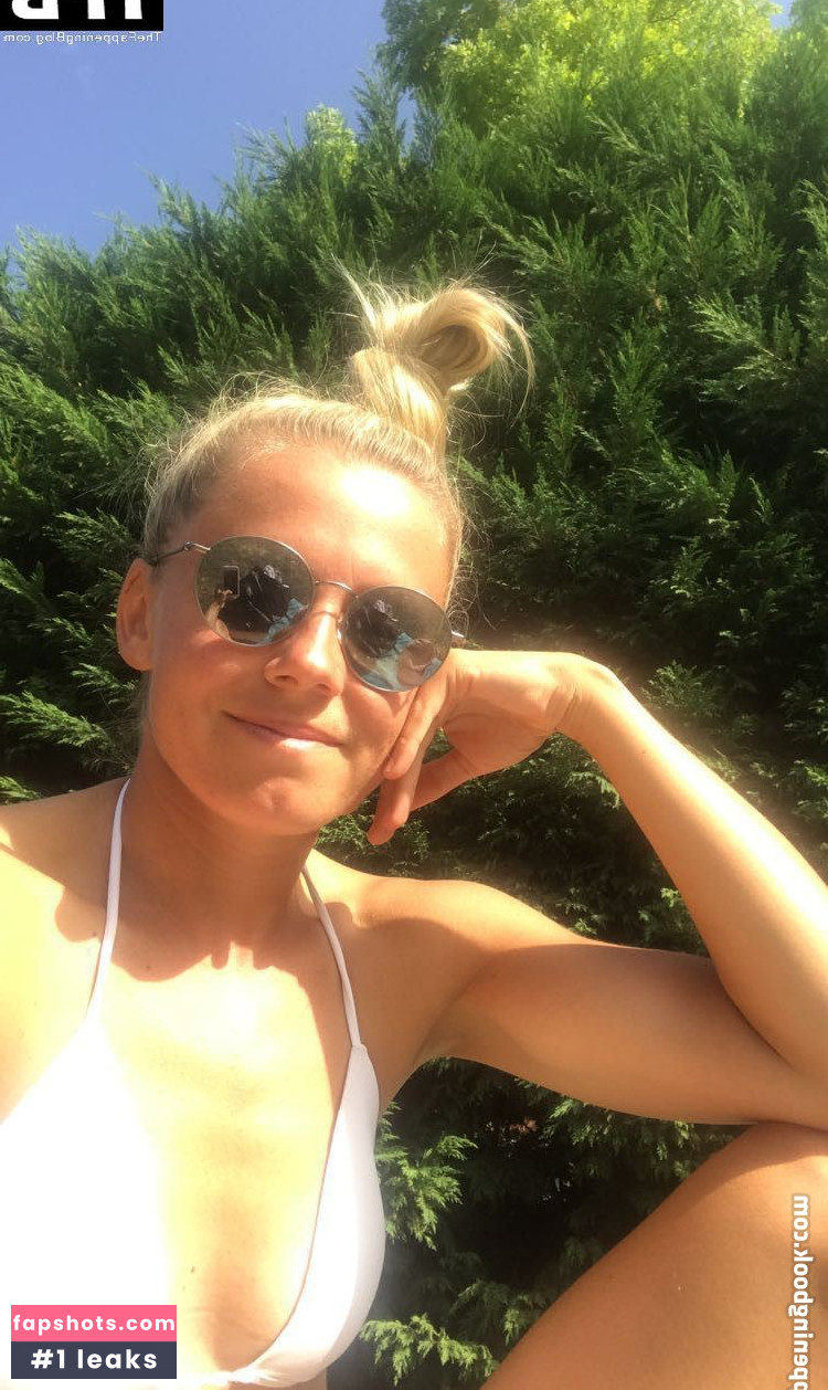 Julia Simic Nude Leaks OnlyFans Photos #43 - LeakJerk