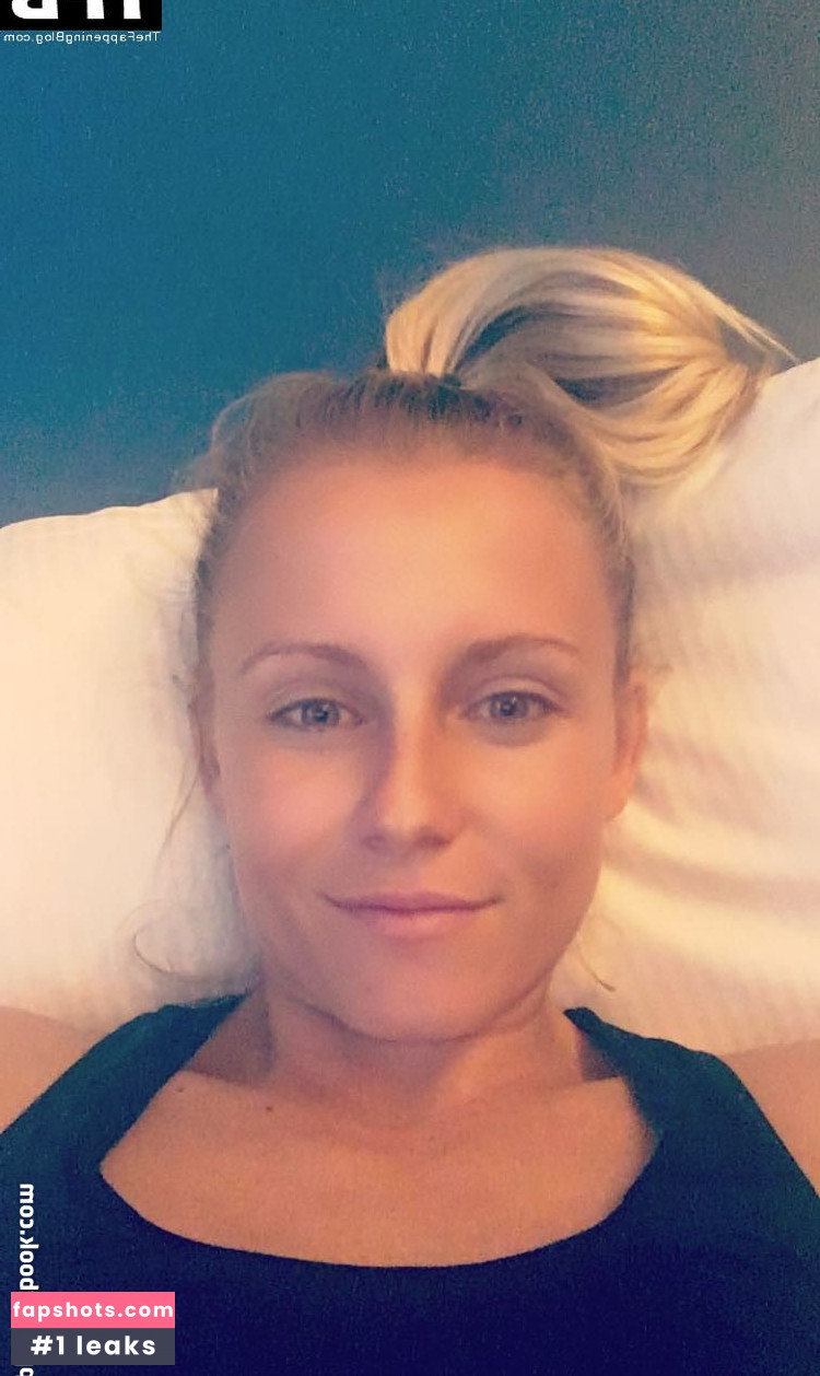 Julia Simic Nude Leaks OnlyFans Photos #10 - LeakJerk