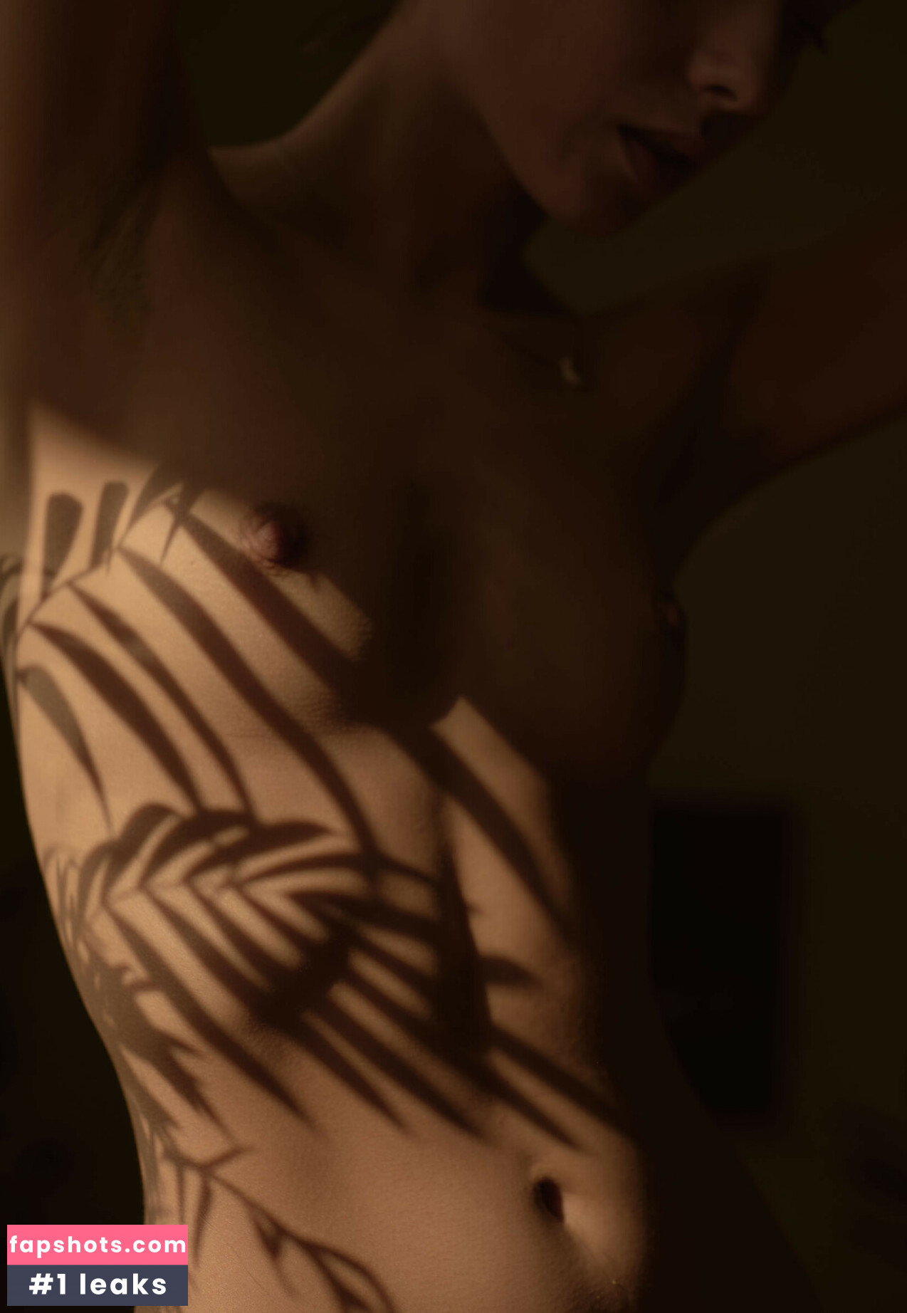 Julia Slip gallery photo #16