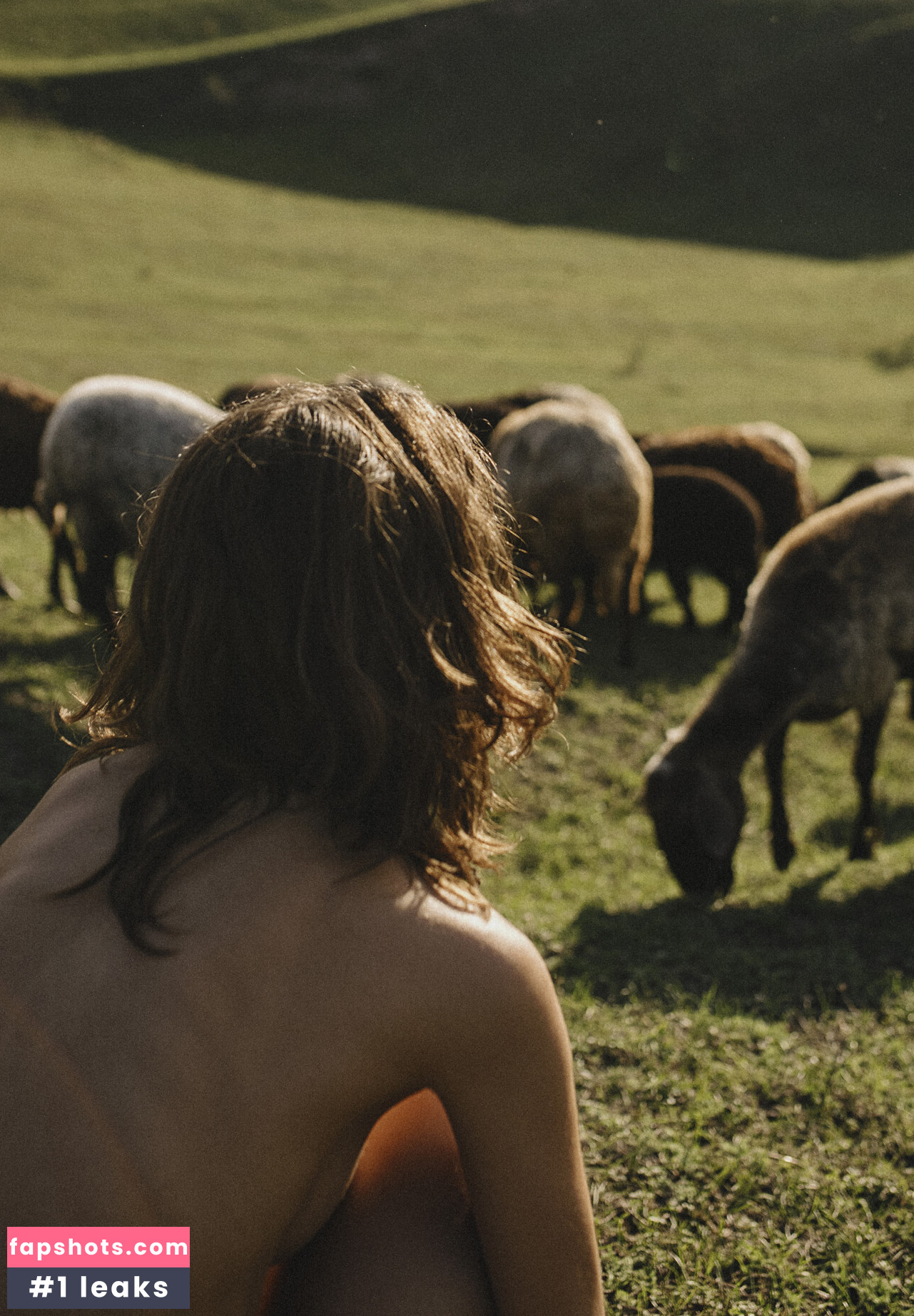 Julia Slip gallery photo #65