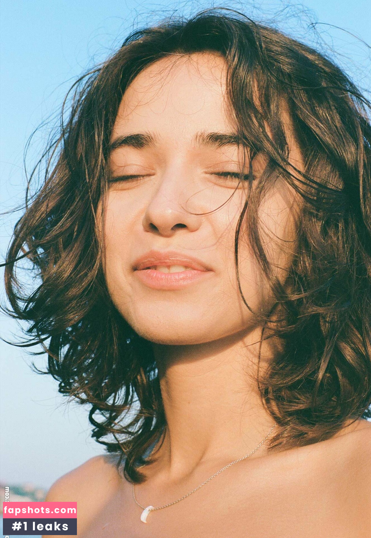 Julia Slip gallery photo #68