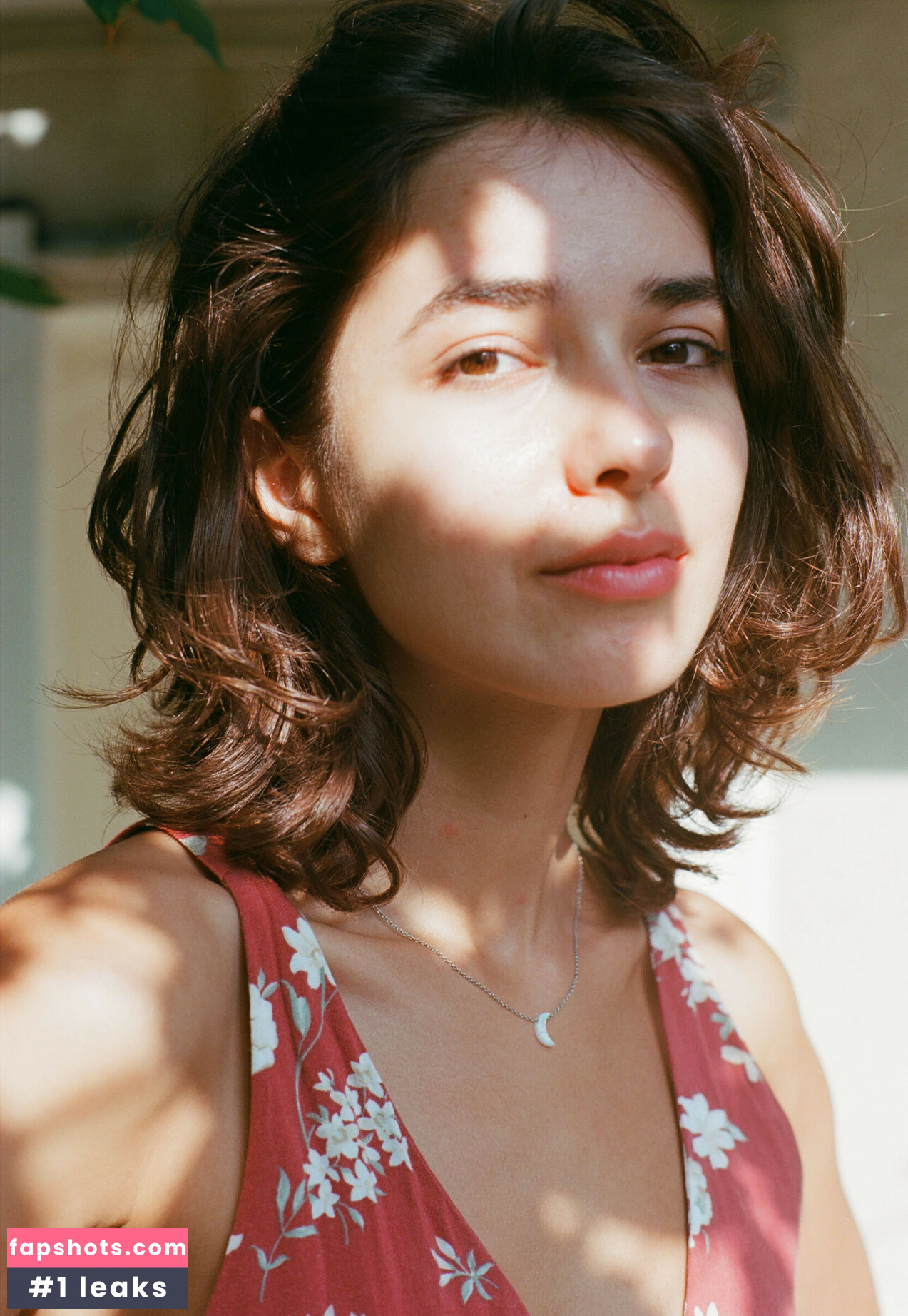 Julia Slip gallery photo #8