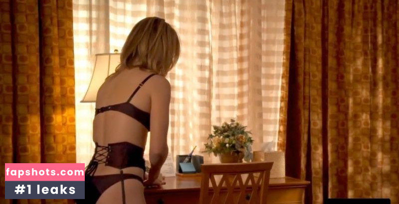 Julia Stiles gallery photo #51