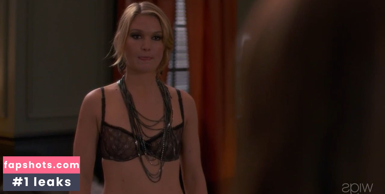 Julia Stiles gallery photo #94