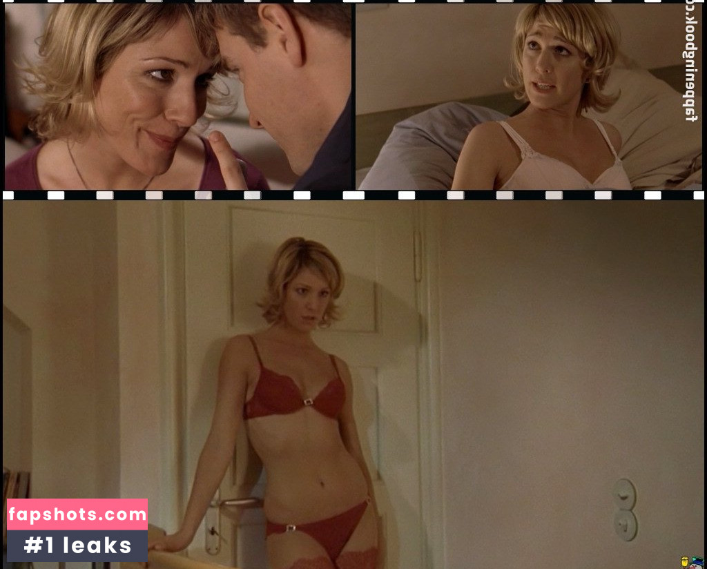 Julia Stinshoff nude babe gallery