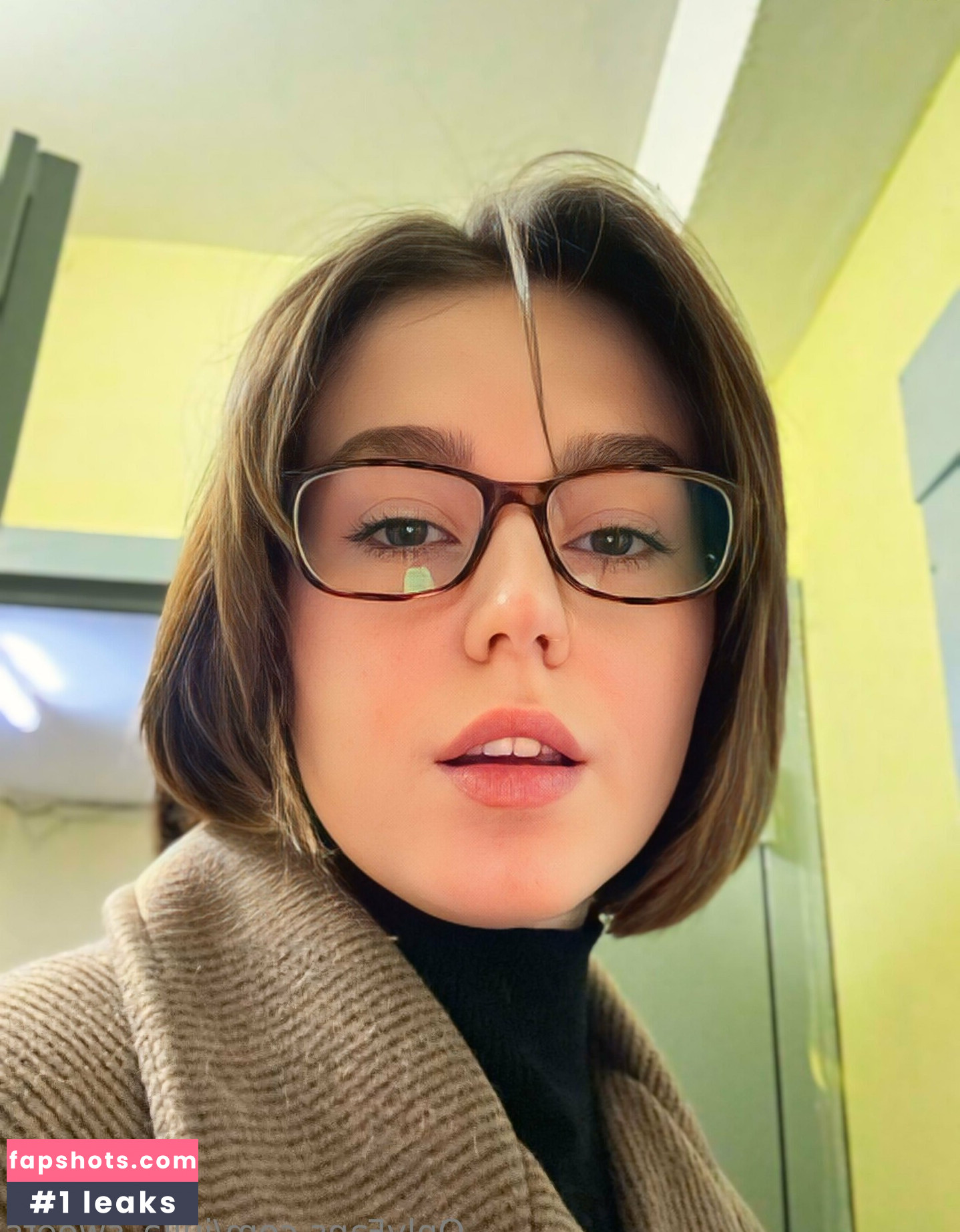 julia_sweets gallery photo #21