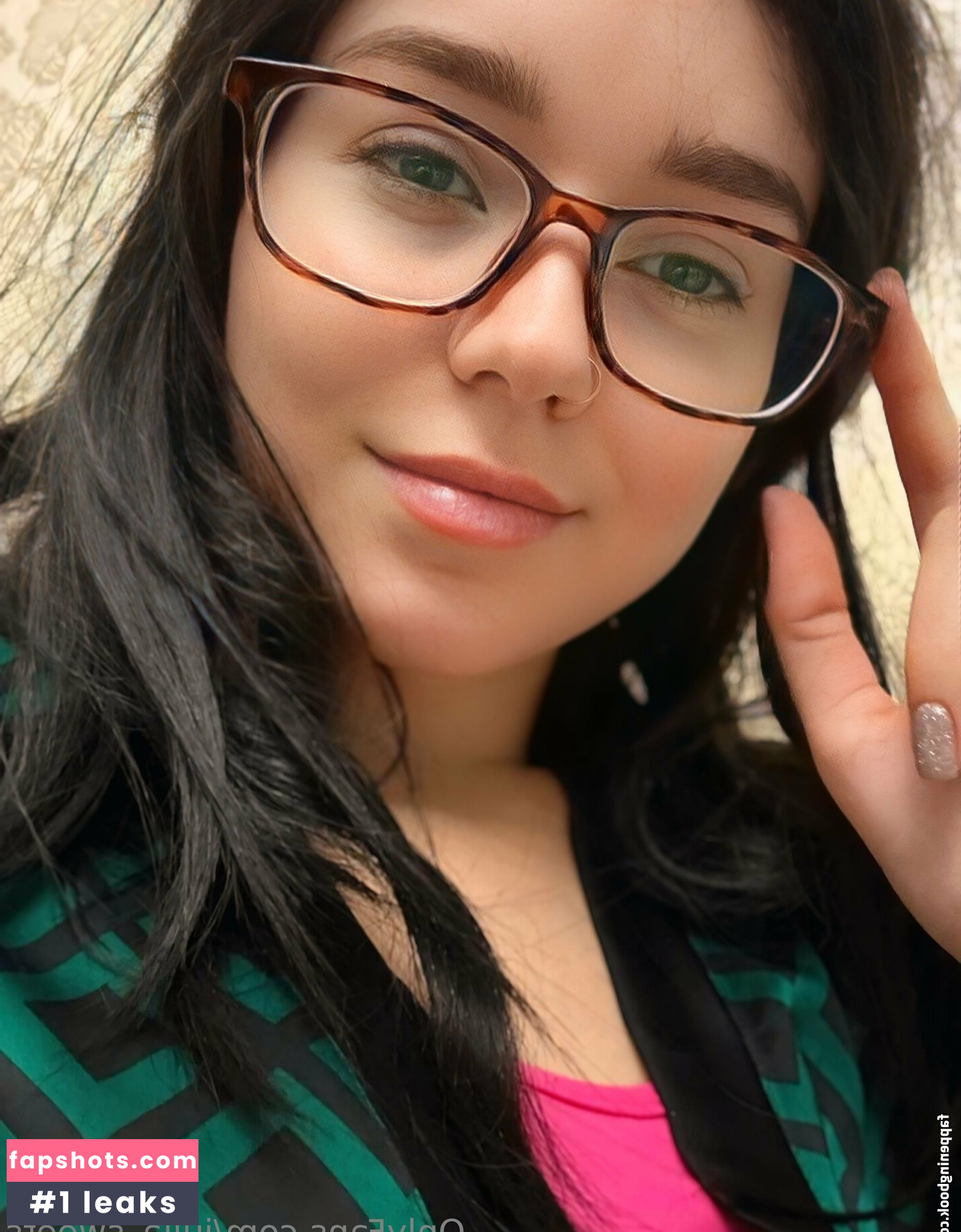 julia_sweets gallery photo #25