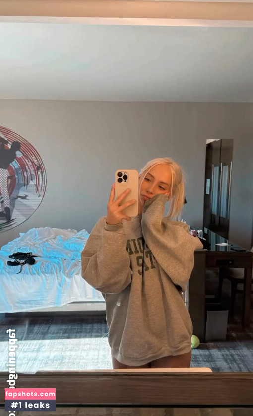 Julia Tate gallery photo #12