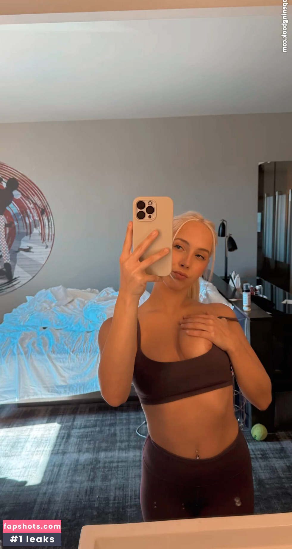 Julia Tate gallery photo #13