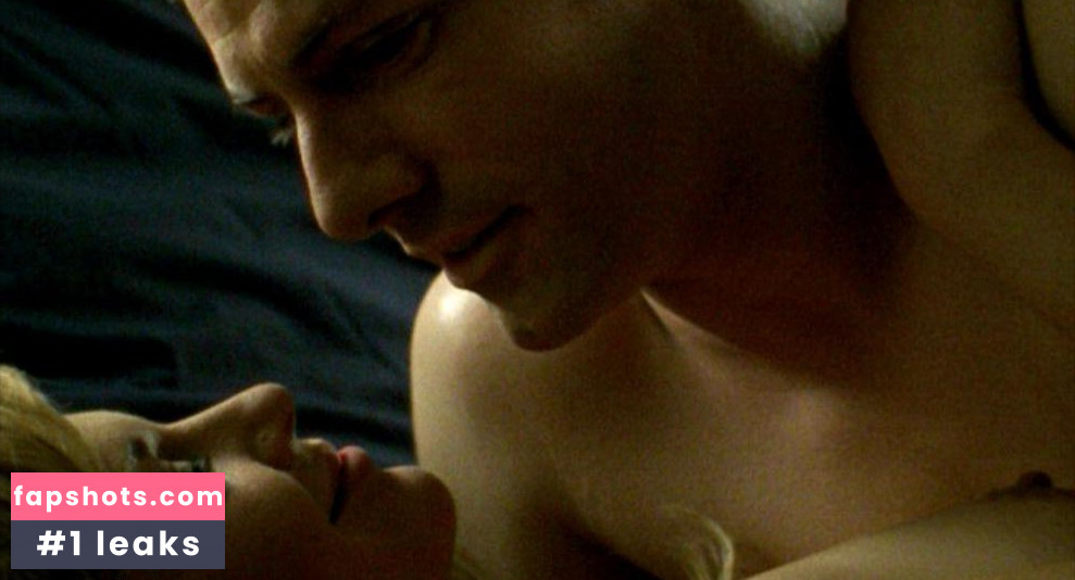 Julia Thurnau gallery photo #23