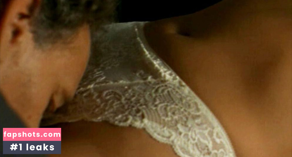 Julia Thurnau gallery photo #31