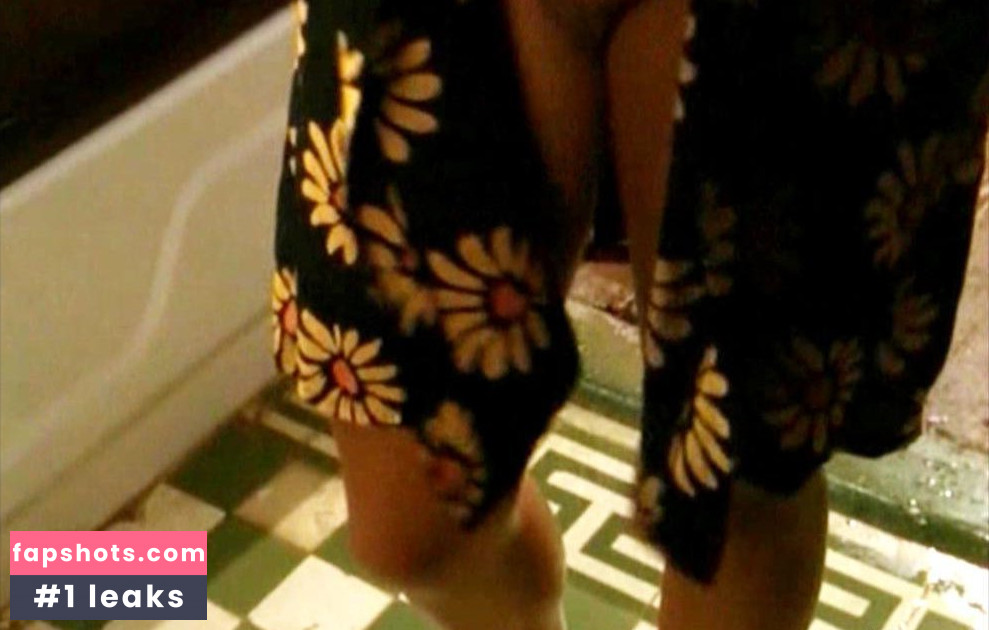 Julia Thurnau gallery photo #52