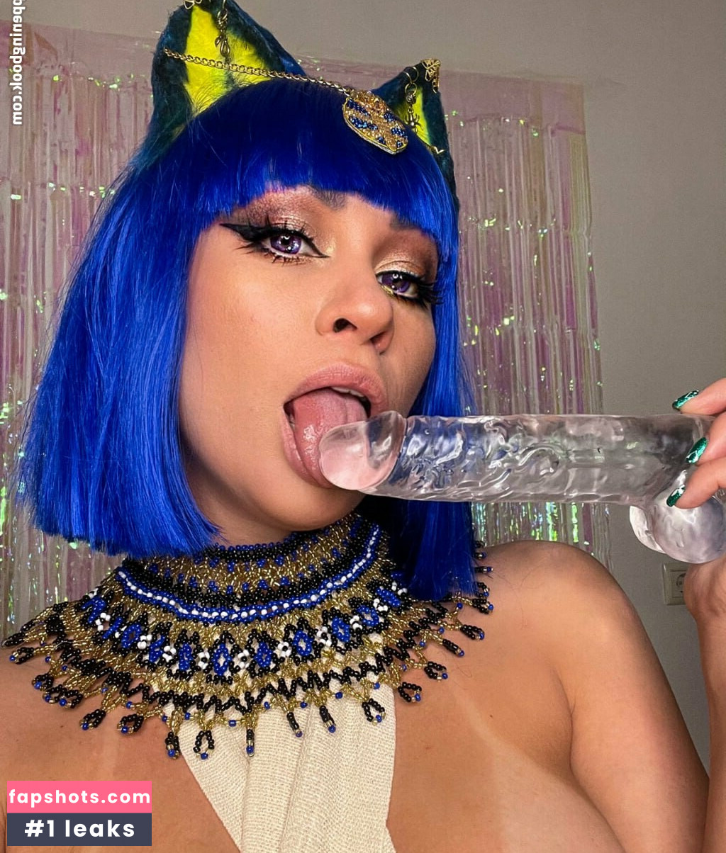 Julia Unicorn gallery photo #3