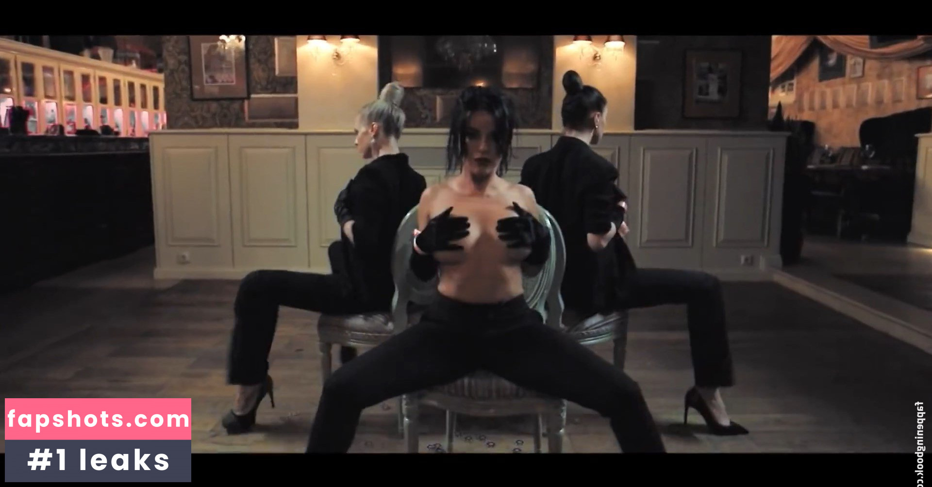 Julia Volkova gallery photo #15