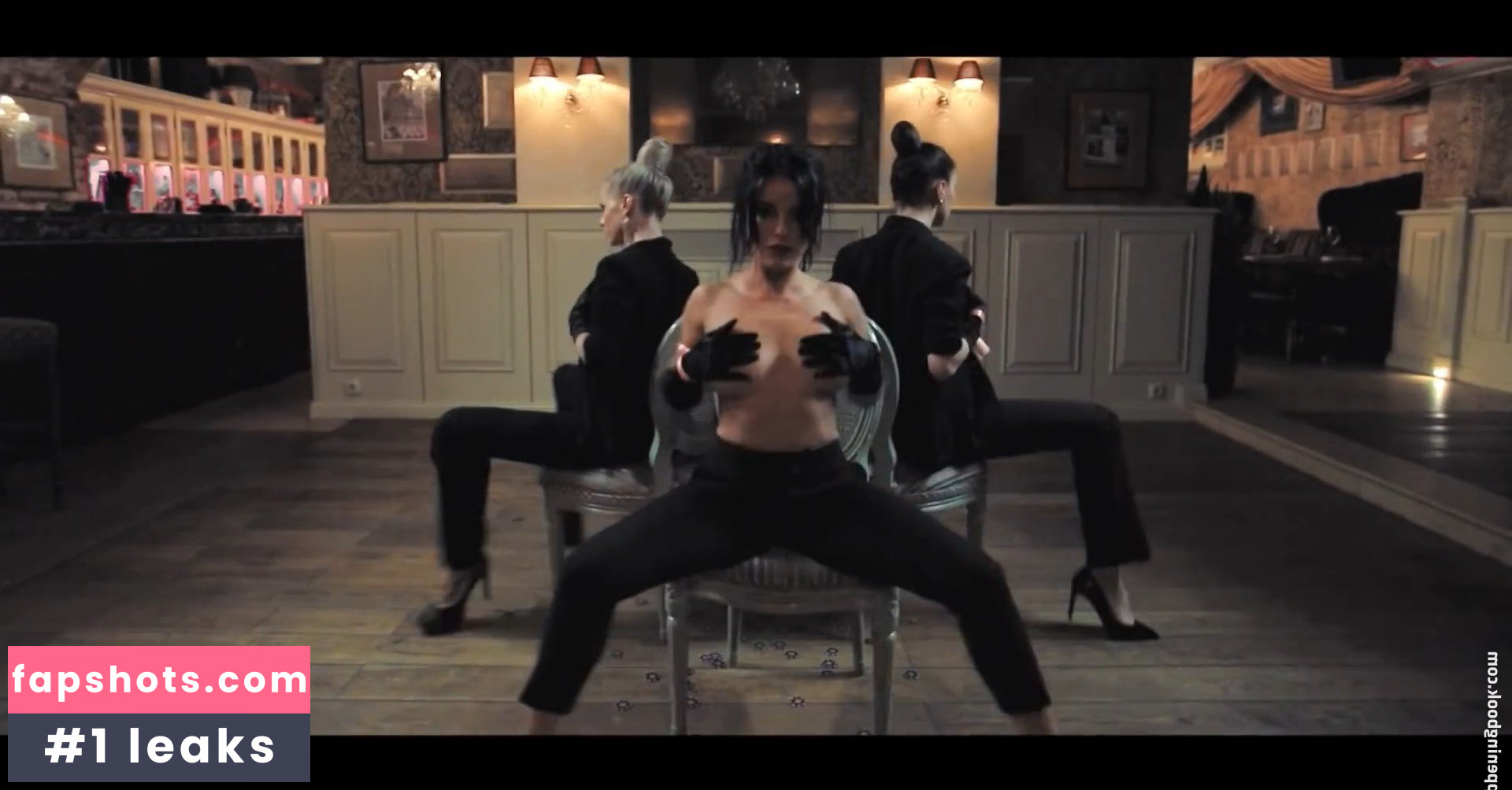 Julia Volkova gallery photo #24