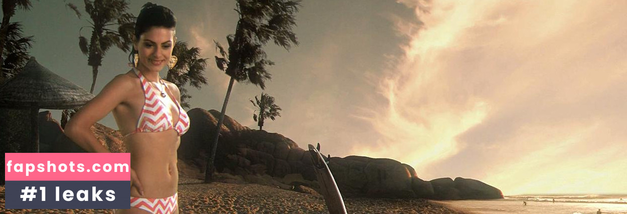 Julia Voth gallery photo #6