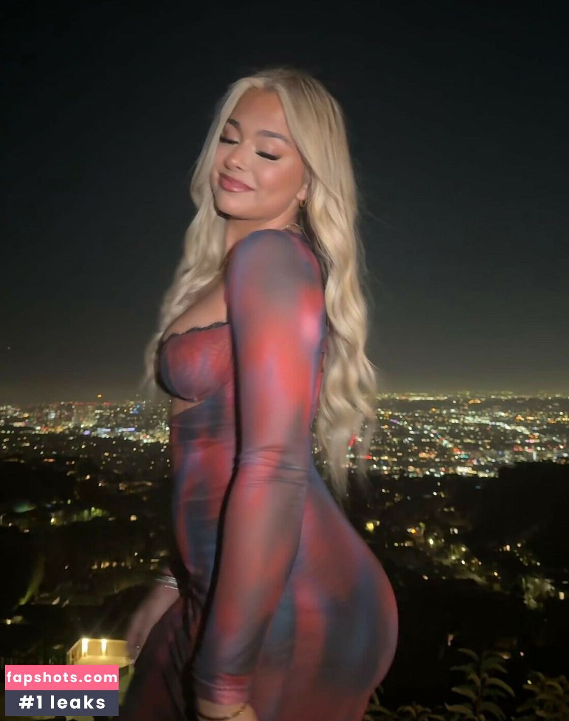 julia.whiteeee7 gallery photo #7