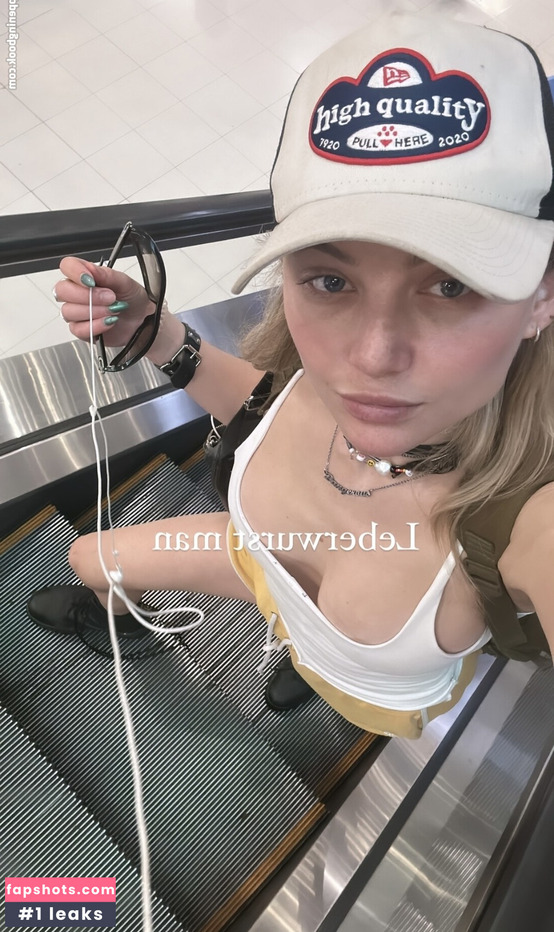 Julia Wulf gallery photo #110