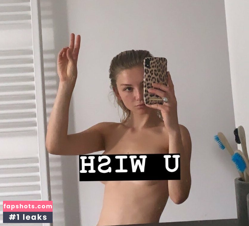 Julia Wulf gallery photo #129