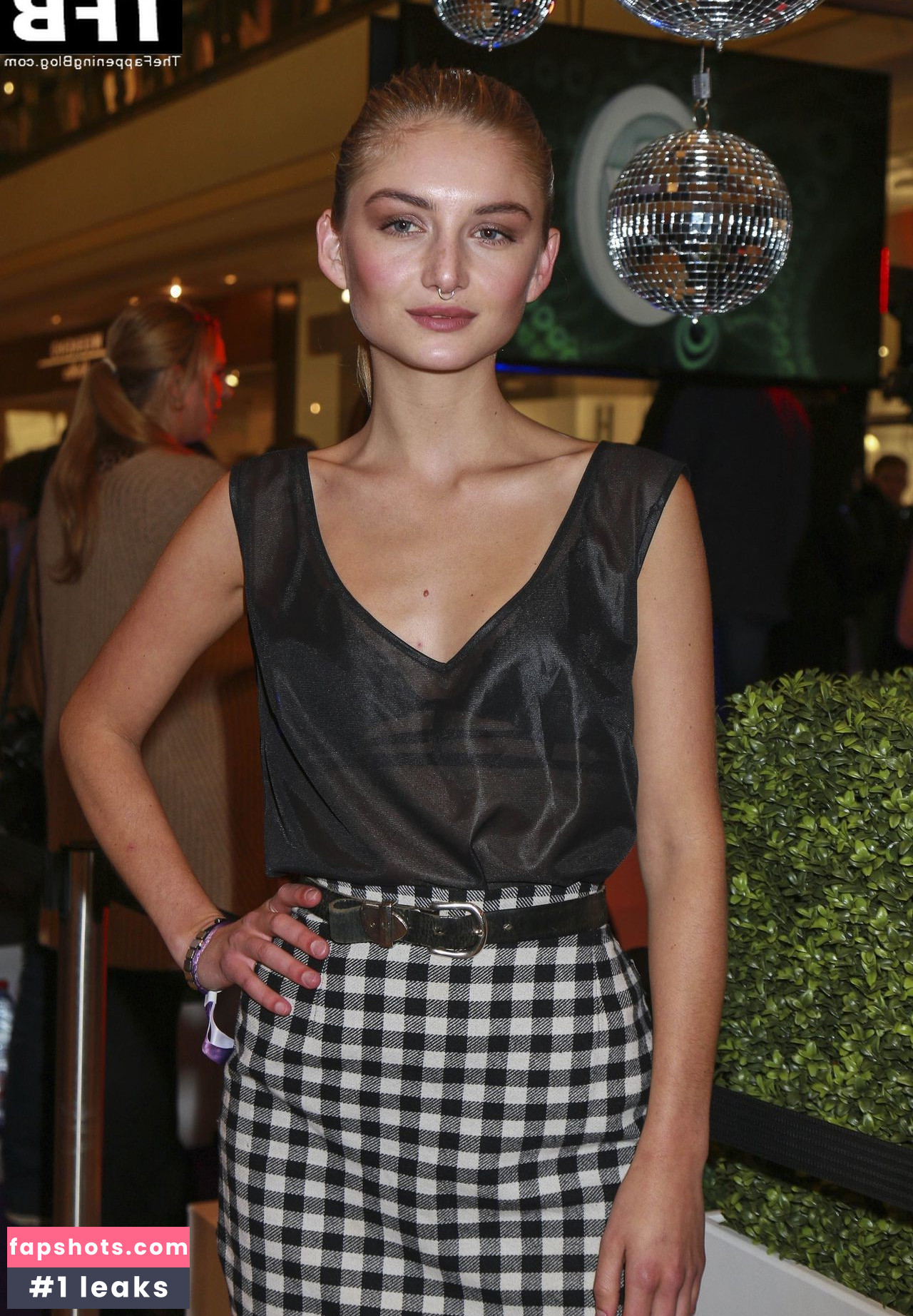 Julia Wulf gallery photo #131