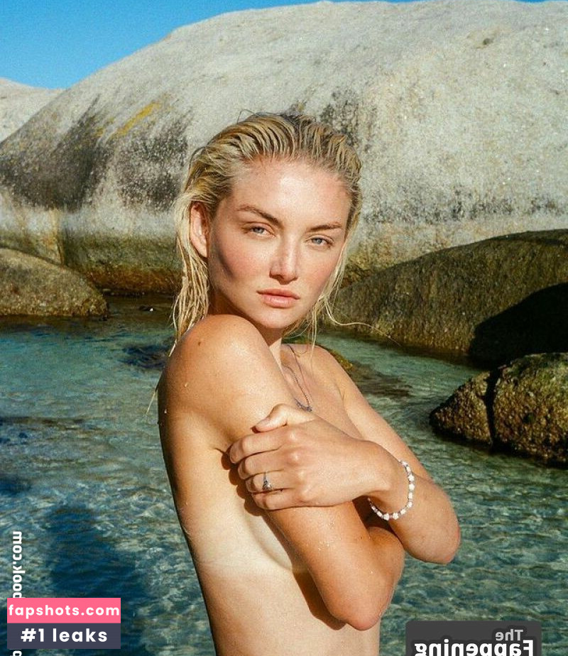 Julia Wulf gallery photo #54