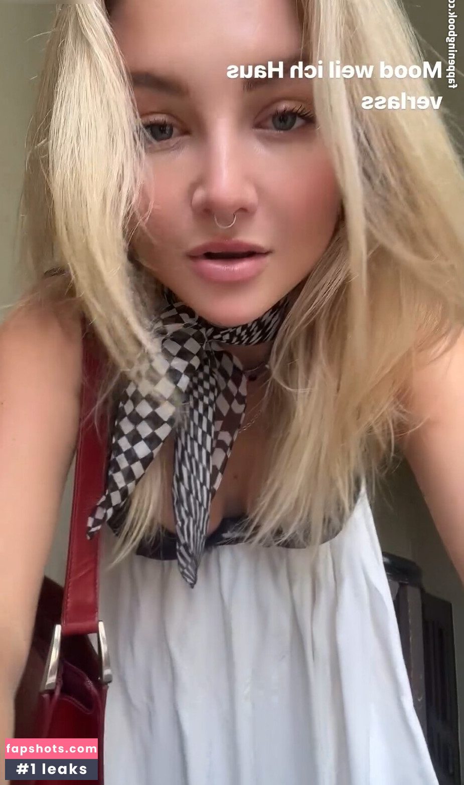 Julia Wulf gallery photo #77