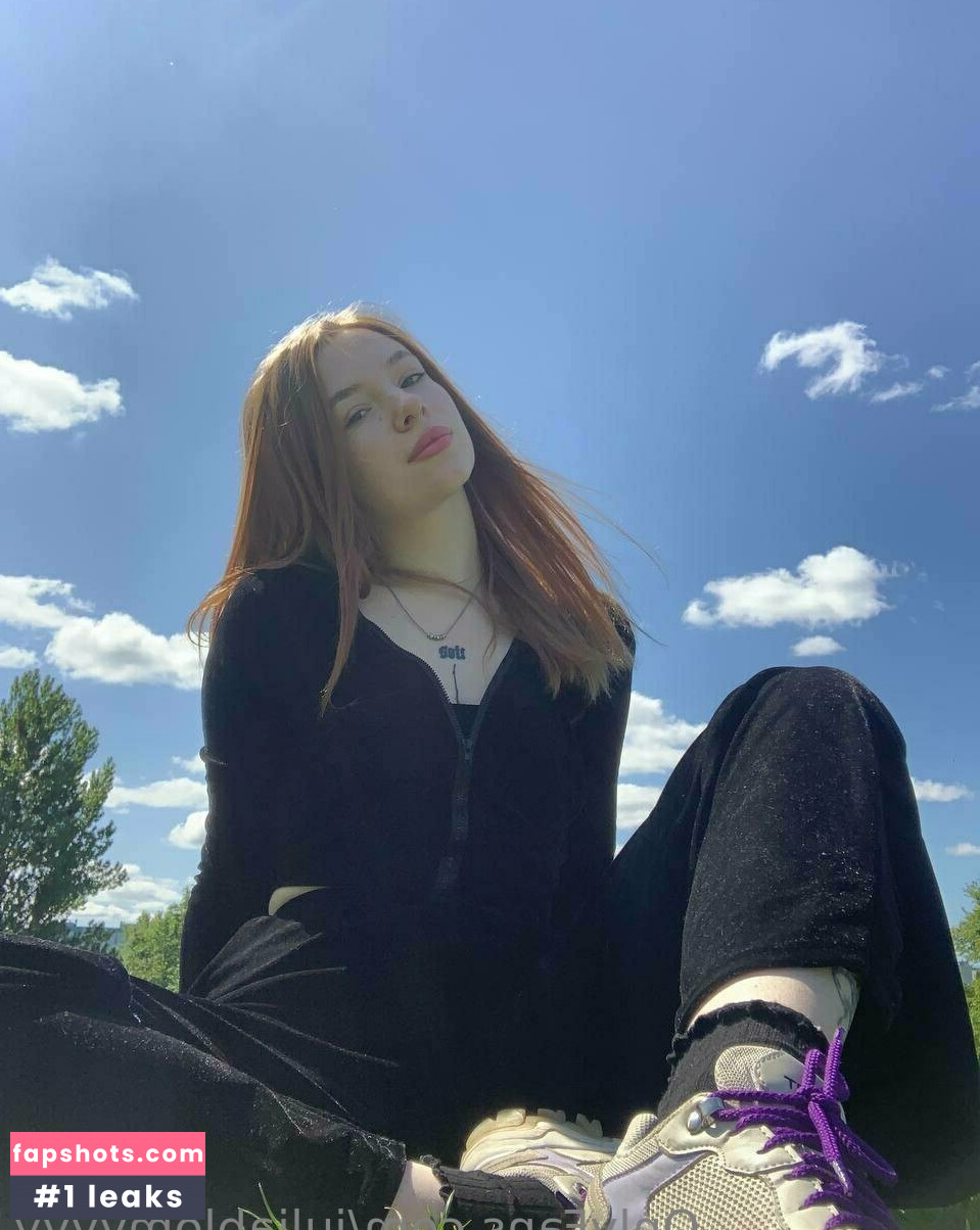 juliablomyyyy gallery photo #5