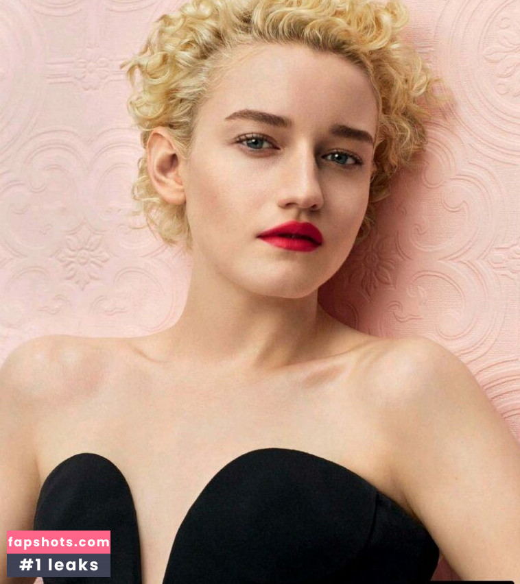 Juliagarner gallery photo #15