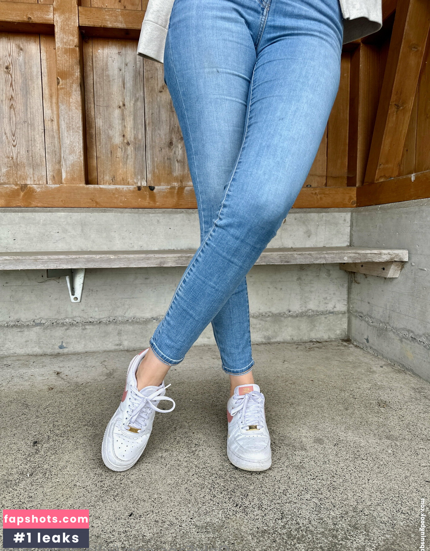 juliajames.free gallery photo #5