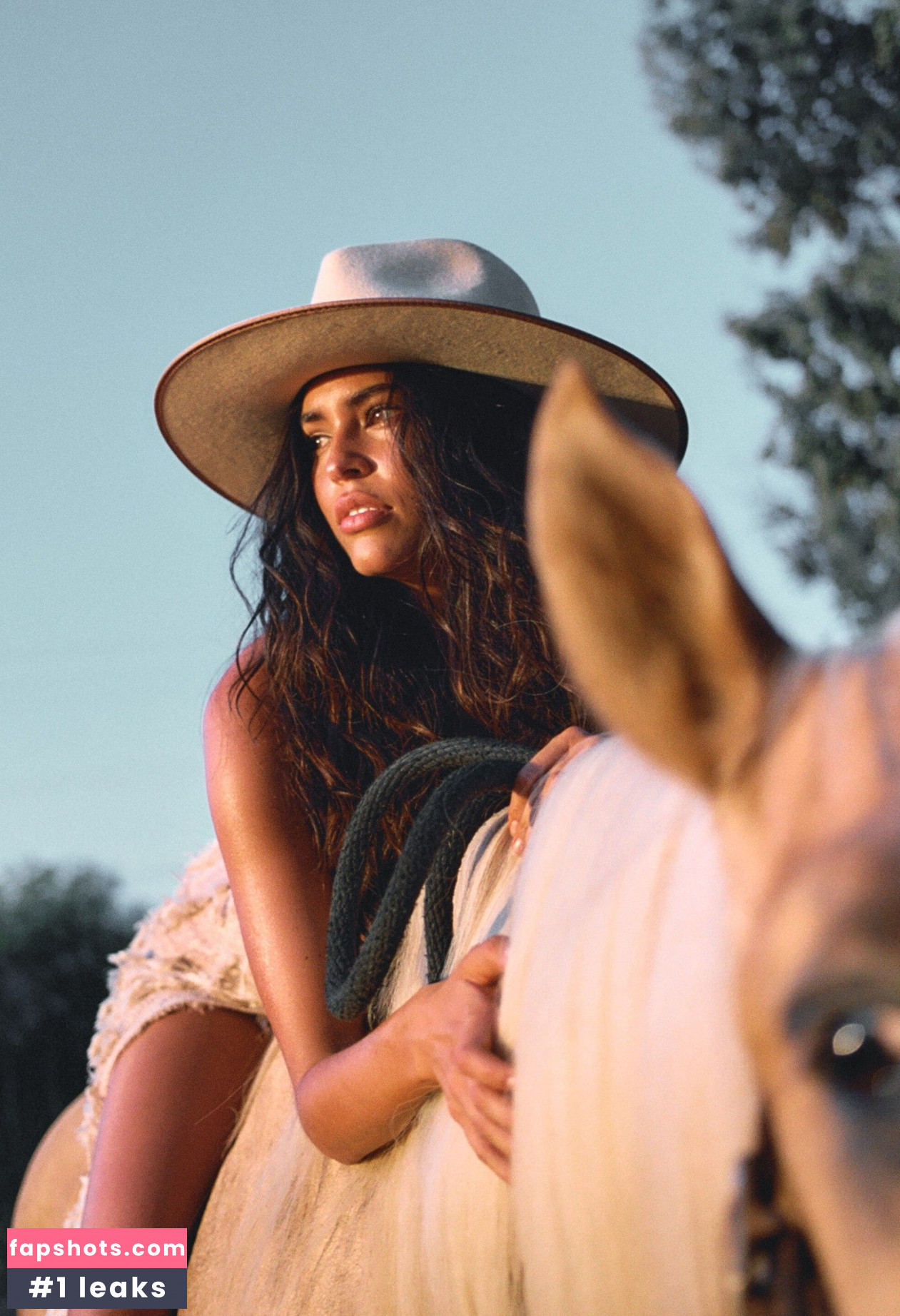 Juliana Herz gallery photo #52