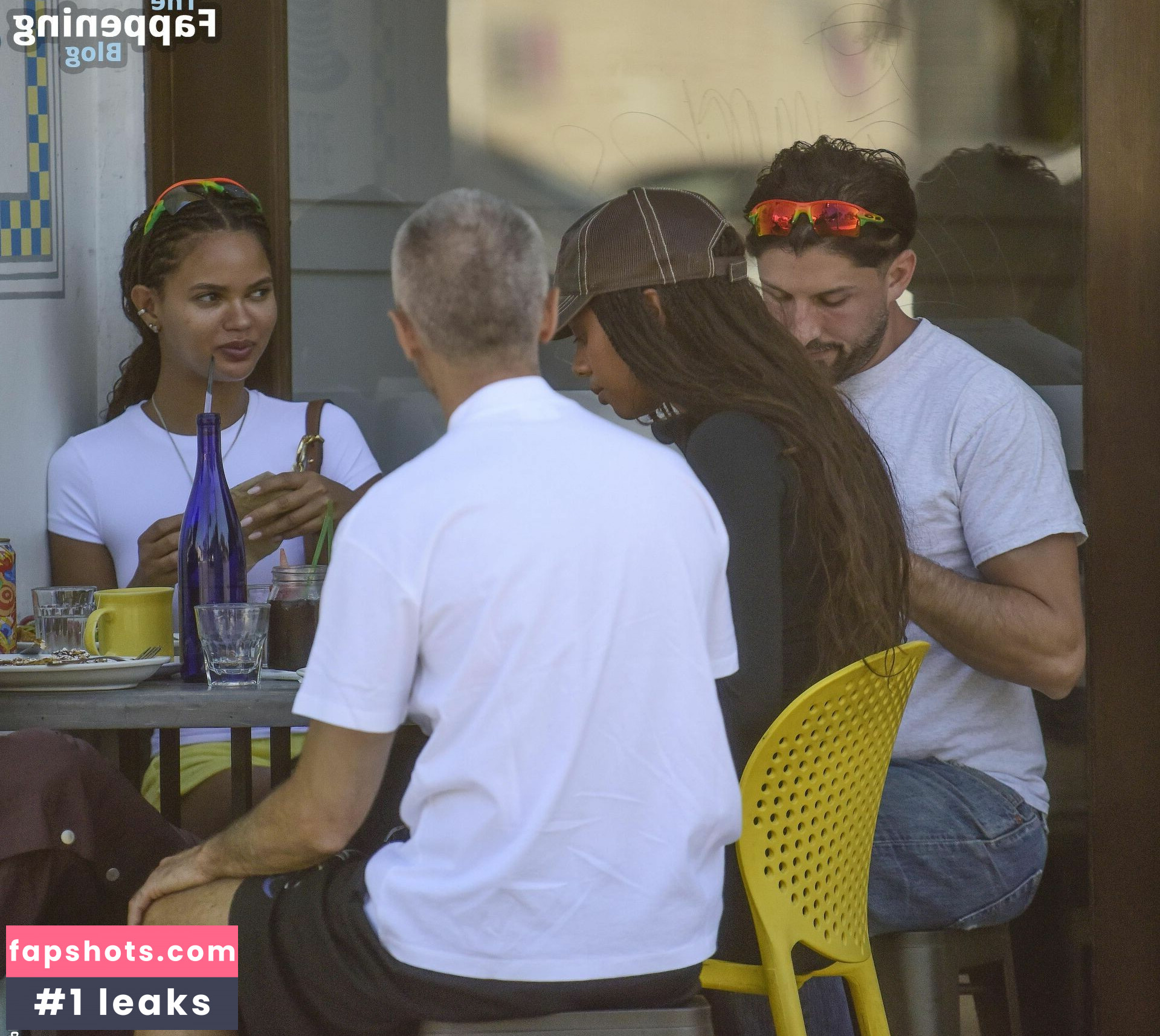 Juliana Nalu gallery photo #22