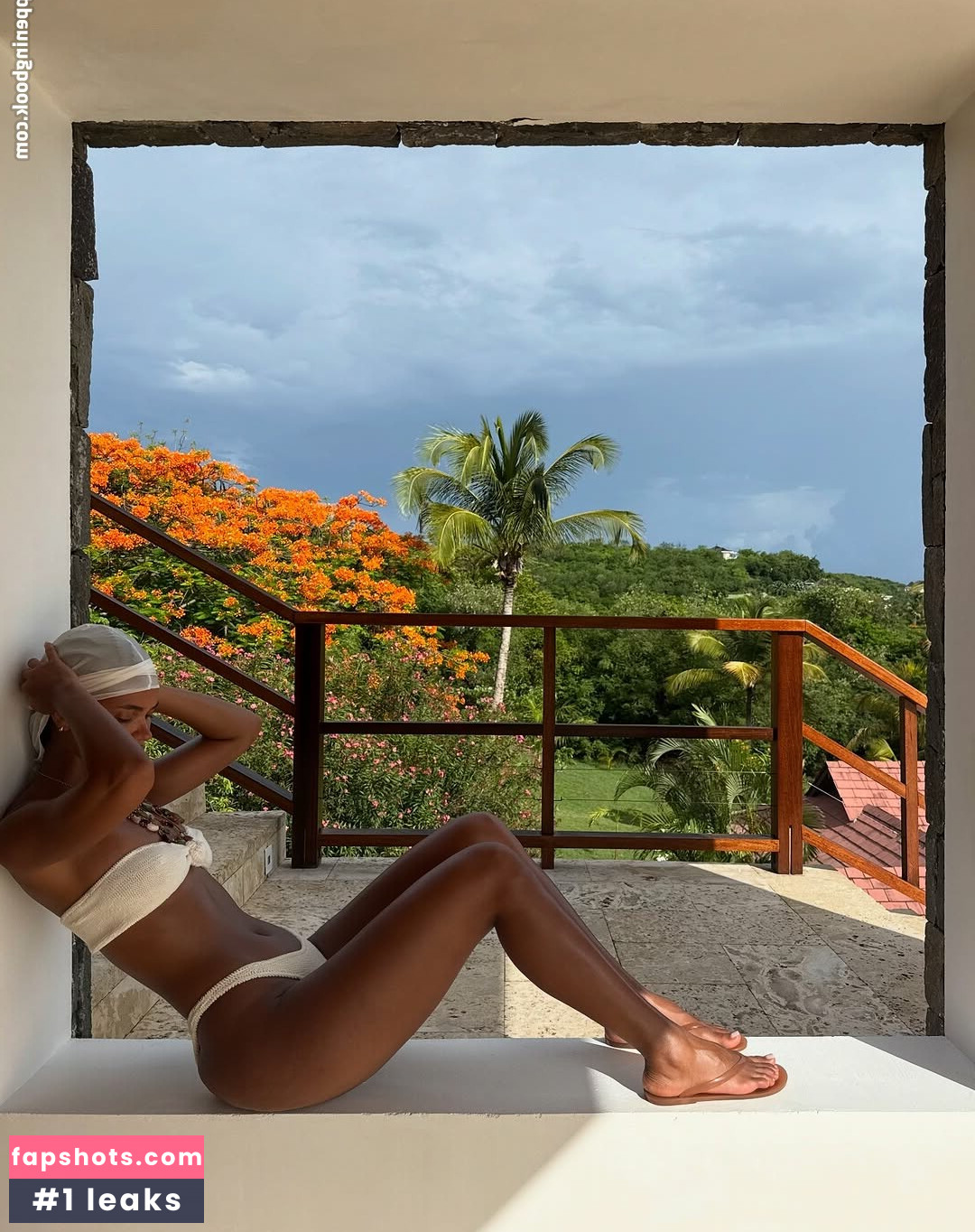 Juliana Nalu gallery photo #9