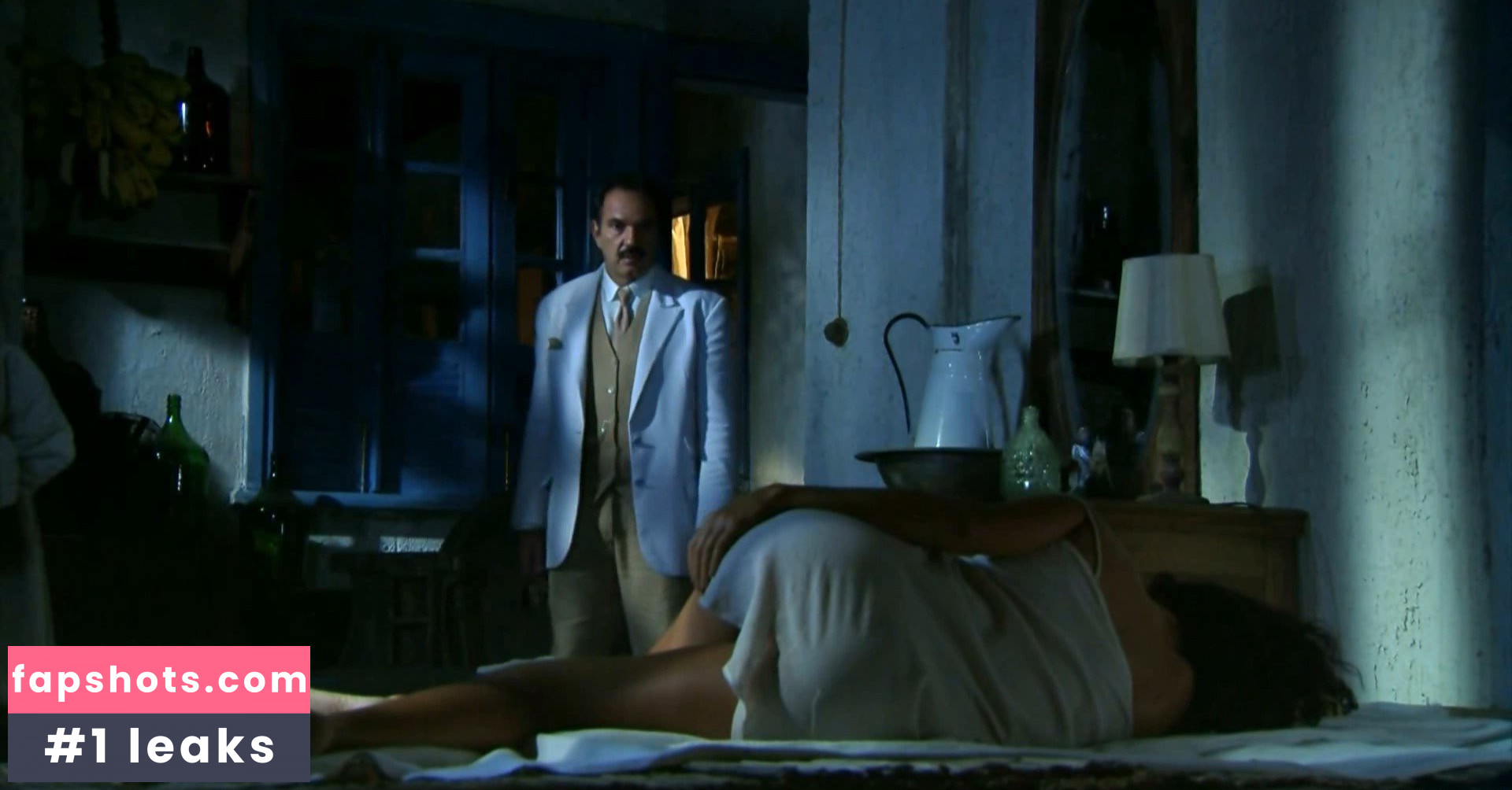 Juliana Paes gallery photo #142