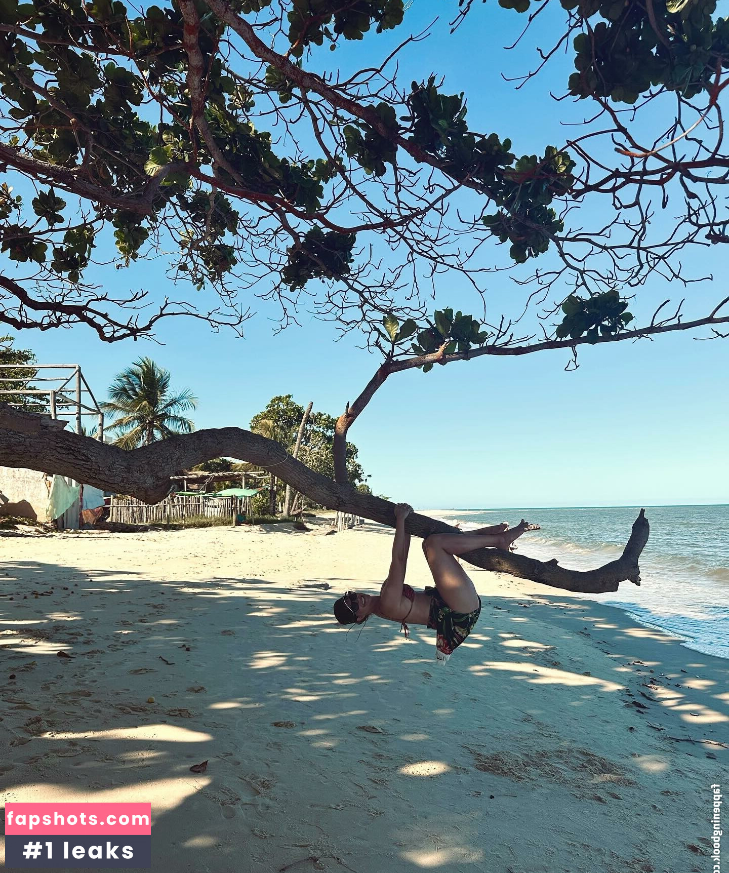 juliana paiva gallery photo #4