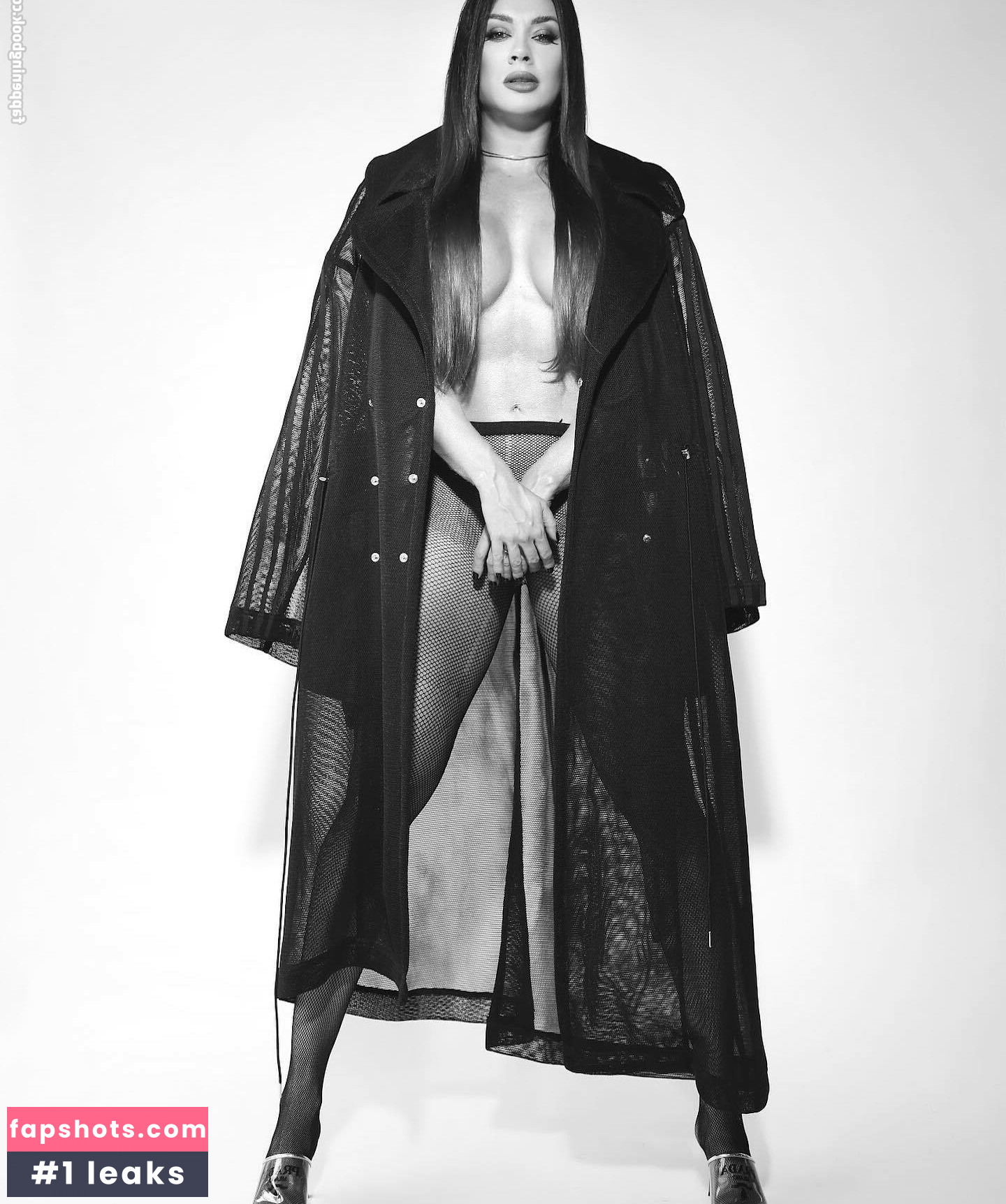 Juliana Salimeni gallery photo #160