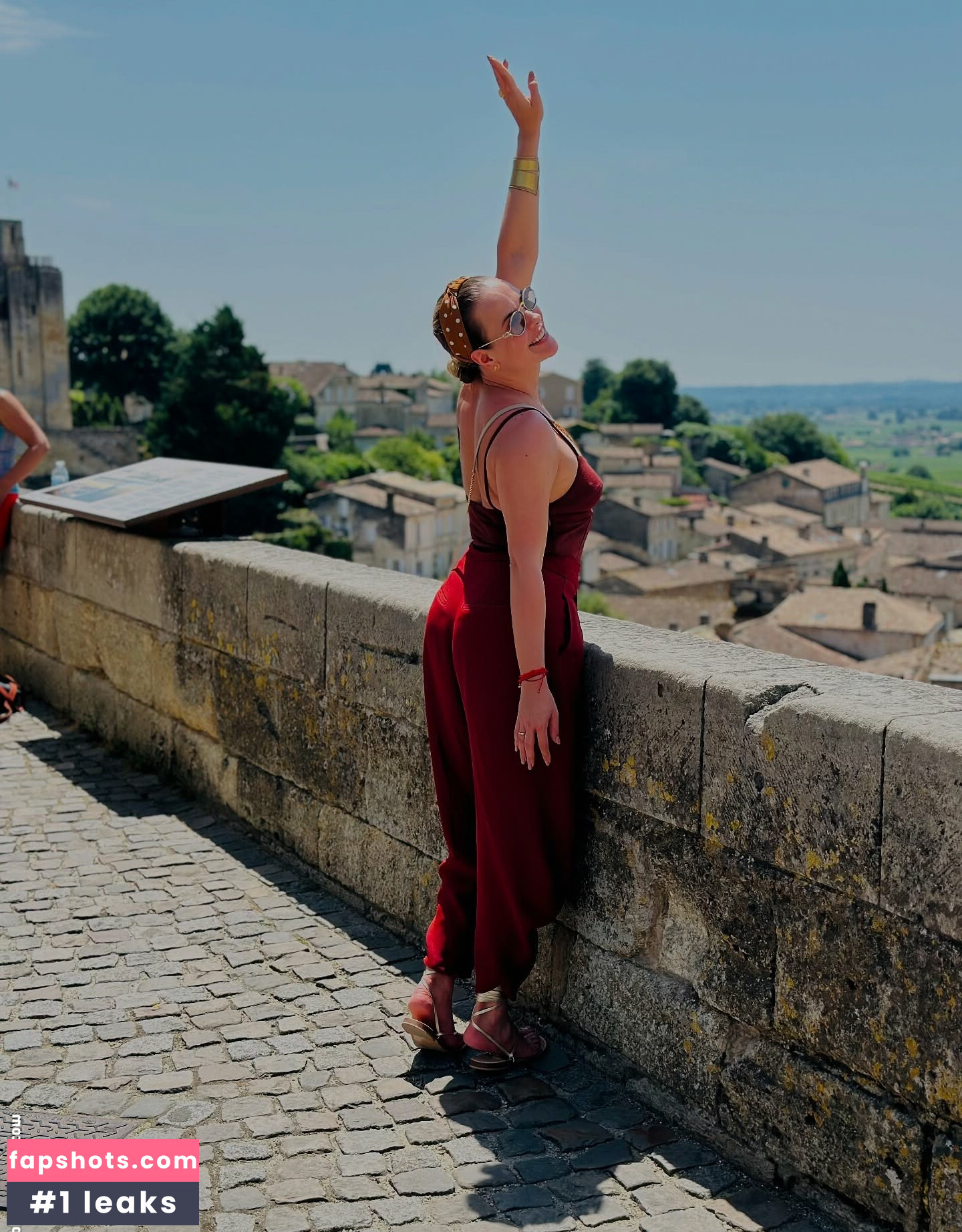 Juliana Silveira gallery photo #12