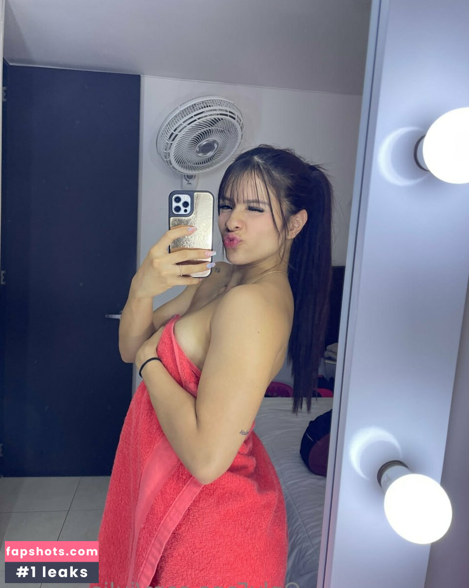 Juliana Tovar gallery photo #76