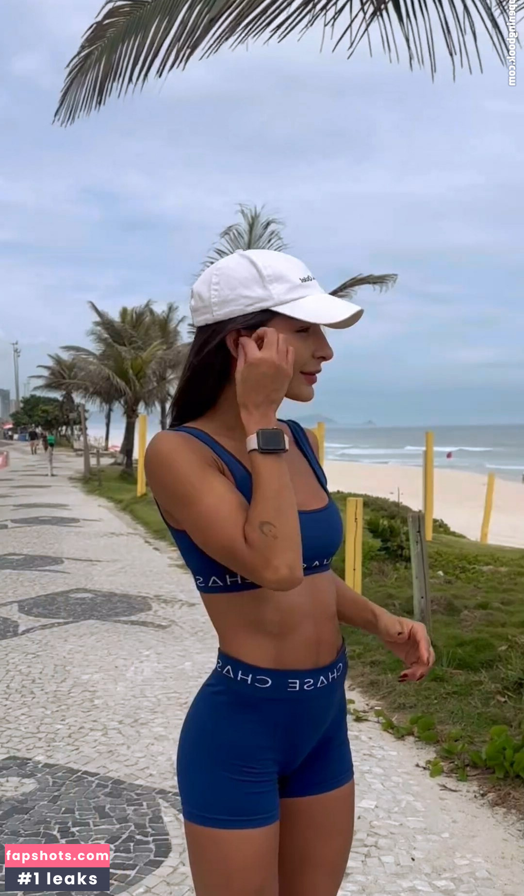 Juliana Xavier gallery photo #10